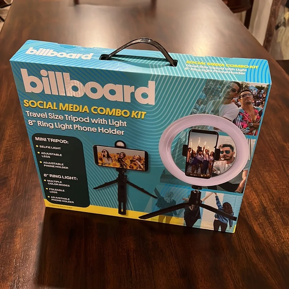 Billboard Social Media Combo Kit